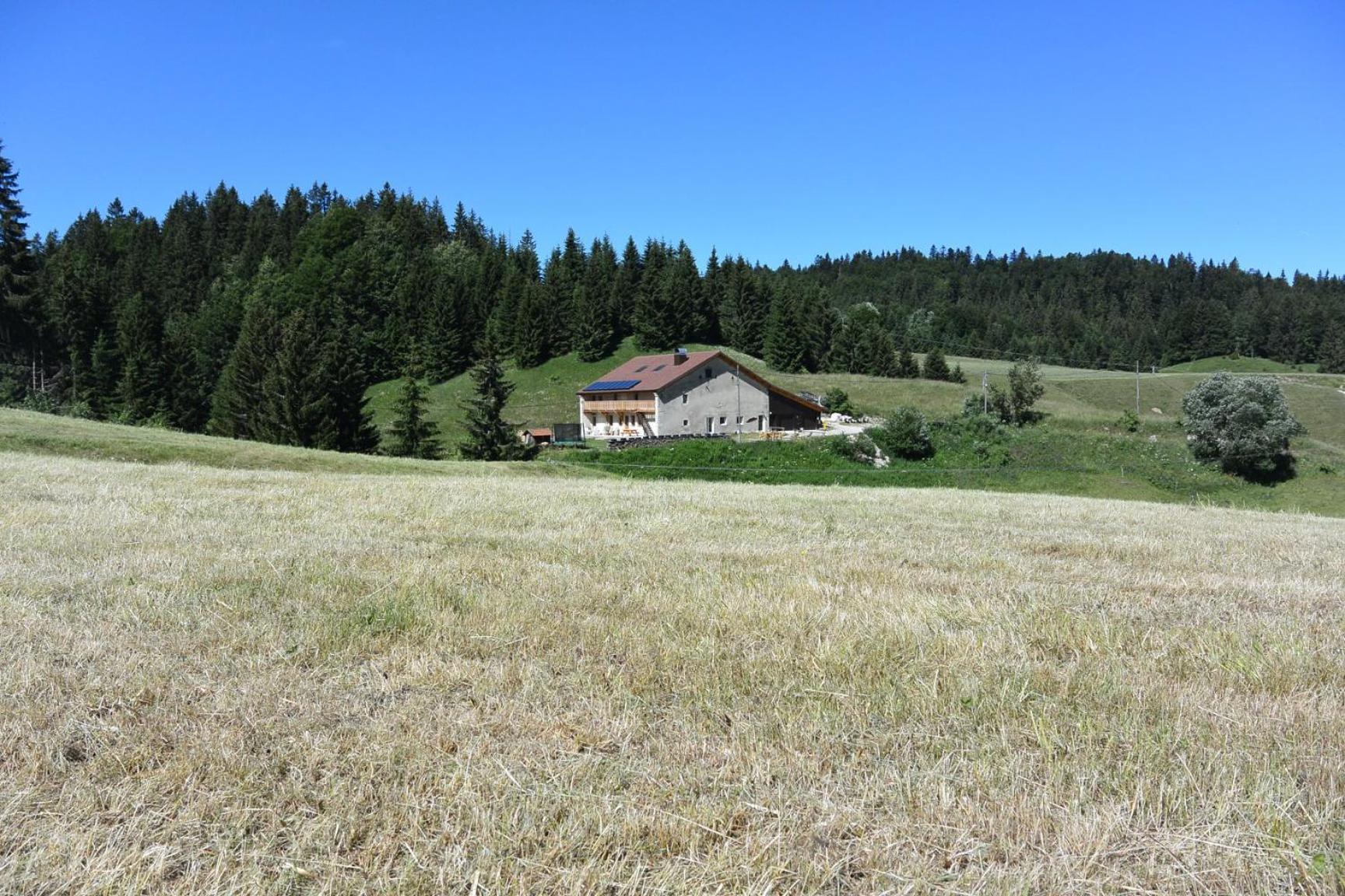 Gites Tre Le Grenier Les Moussieres Exteriör bild